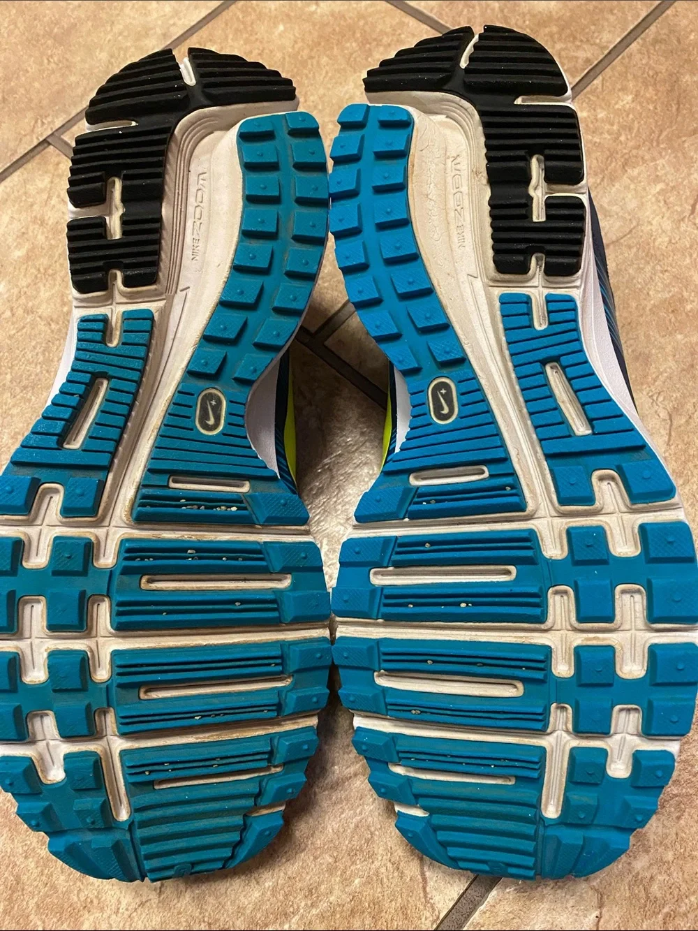 Nike Zoom Men’s Pegasus 29 Trail Shoes - Blue w/ Orange Laces-9